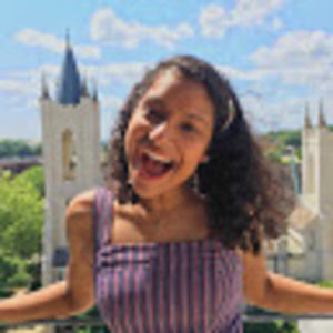 Meet your Posher, Aracely